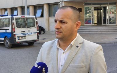 Rmandić: Policiji zabranjeno da se brani, sve dok ne vidimo krvave glave naših kolega