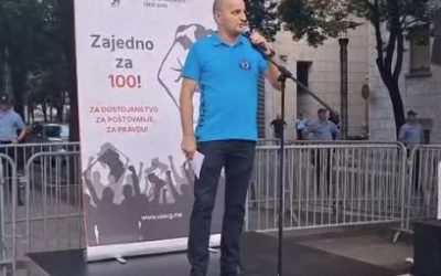 Protest ispred Vlade za veće zarade